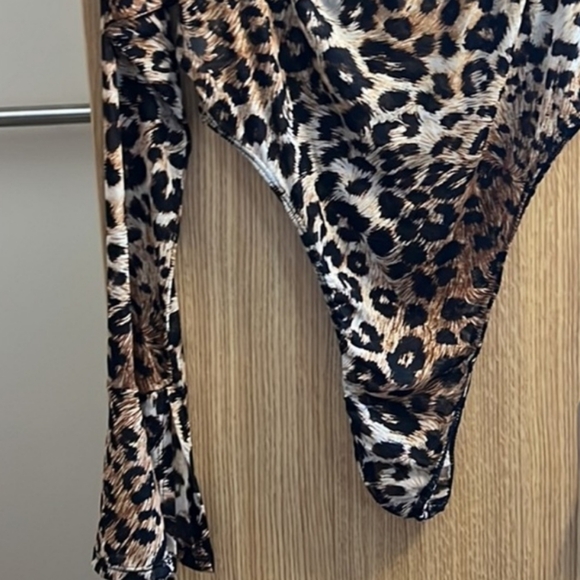 🚩FN Bodysuit🤎🖤 - Picture 3 of 3